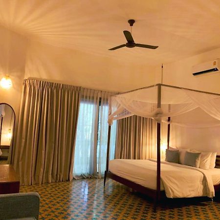 จังเกิล แอดดิชั่น Hotel พนมเปญ ภายนอก รูปภาพ