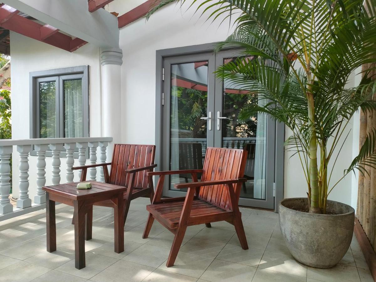 จังเกิล แอดดิชั่น Hotel พนมเปญ ภายนอก รูปภาพ