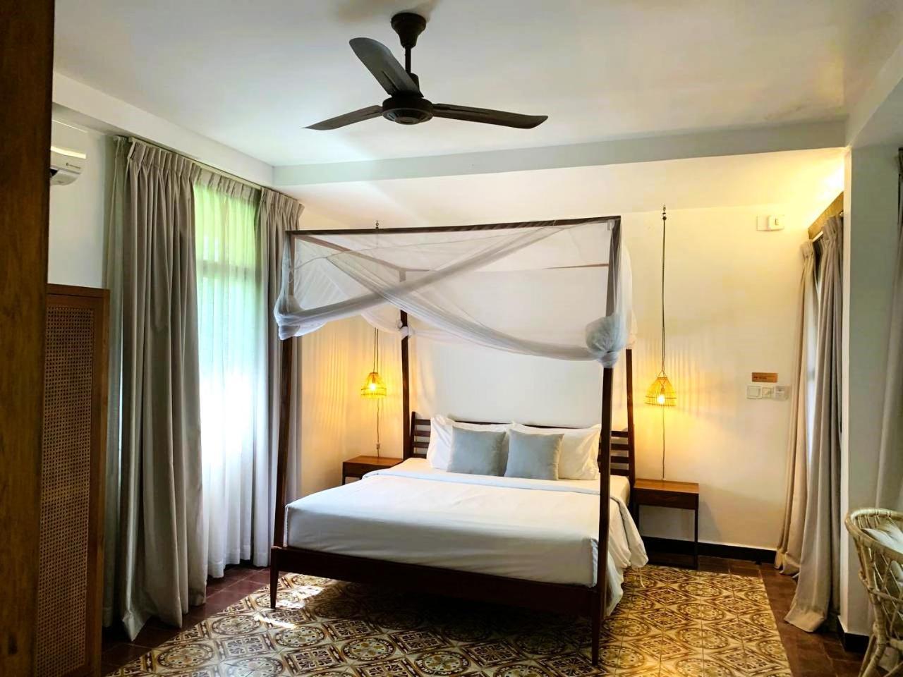 จังเกิล แอดดิชั่น Hotel พนมเปญ ภายนอก รูปภาพ
